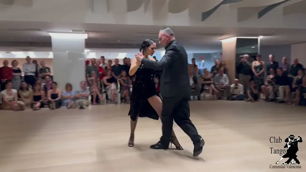 Video thumbnail for Joe Corbata & Lucila Cionci  4;  XXI Encuentro Club Tango Comunidad Valenciana 11/10/24