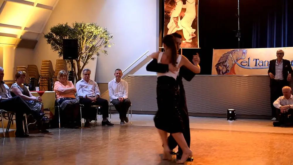 Video thumbnail for Haris Mihail & Malika Pitou-Nicolier : Orléans milonga de printemps 3/5