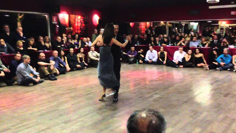 Video thumbnail for CONVENTILLO Tango Roma - Esibizione di Roberta Beccarini e Pablo Moyano - 1° e 2° tema