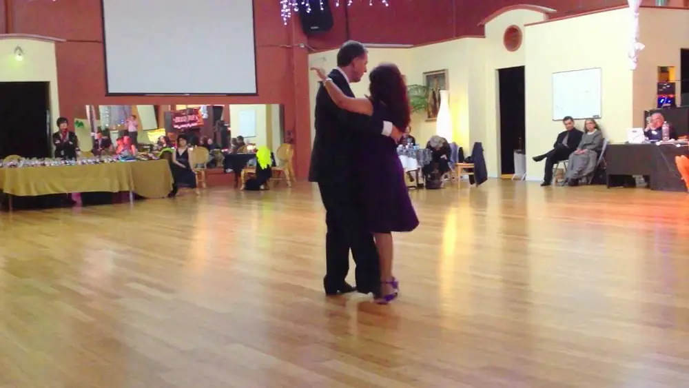 Video thumbnail for Graciela Gonzalez and Ed Neil  Tango Demo 1