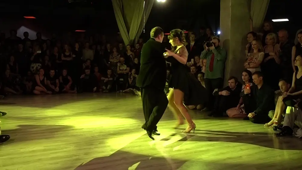 Video thumbnail for Mariano "Chicho" Frumboli & Majo Martirena. 5. Planetango-XXI. 2018.11.04