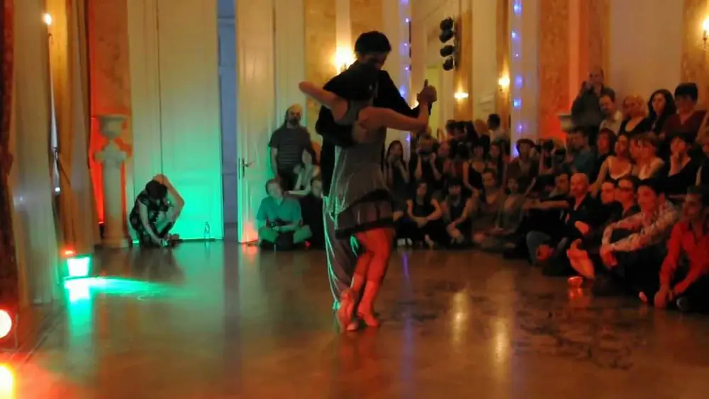 Video thumbnail for Dana Frigoli y Adrian Ferreyra at the opening of the festival "Nevskaya milonga 2012"