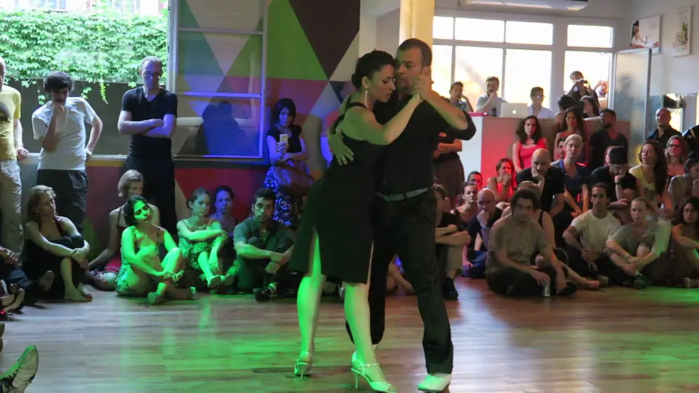 Video thumbnail for Jose Halfon y Virginia Cutillo at Practica DNI Buenos Aires 2016 3