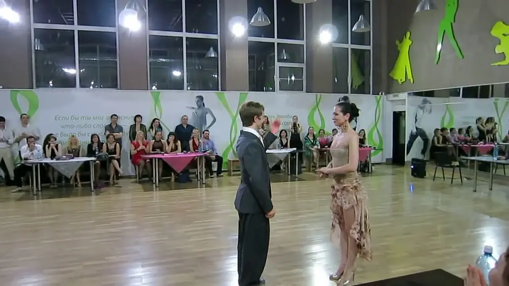 Video thumbnail for Elena Sergienko & Rodion Khramutichev, milonga "La Cicatriz" Juan D'Arienzo, April 2014, Novosibirsk