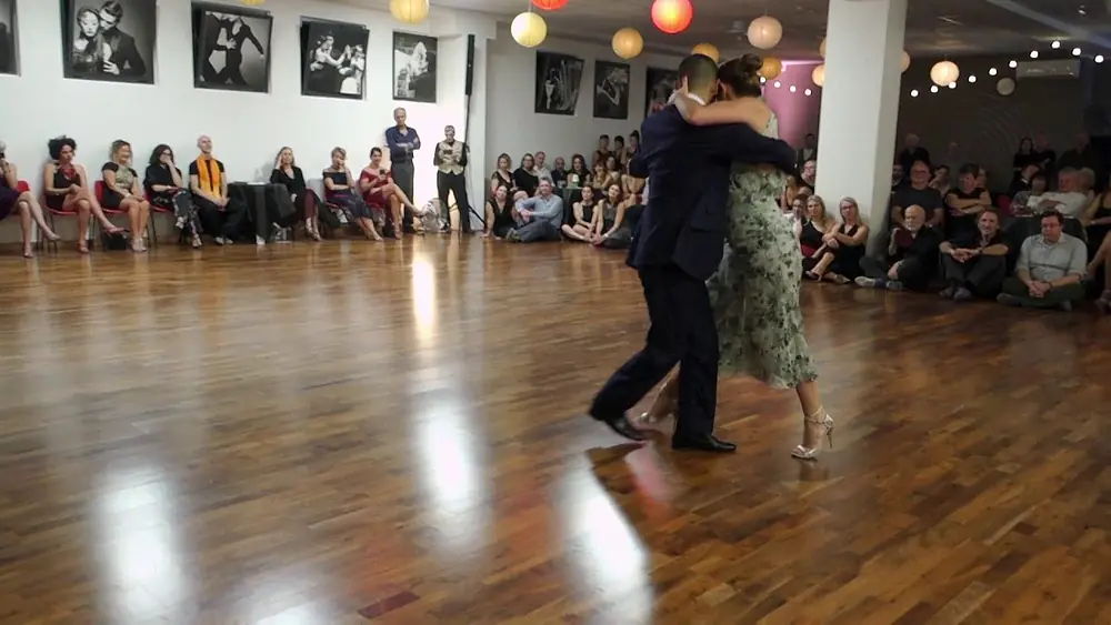 Video thumbnail for Stefania Colina _ Juan Martin Carrara, Castigo Juan D'Arienzo