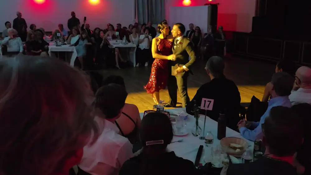 Video thumbnail for Argentine tango: Yesica Esquivel & Ariel Leguizamon: - Inspiración