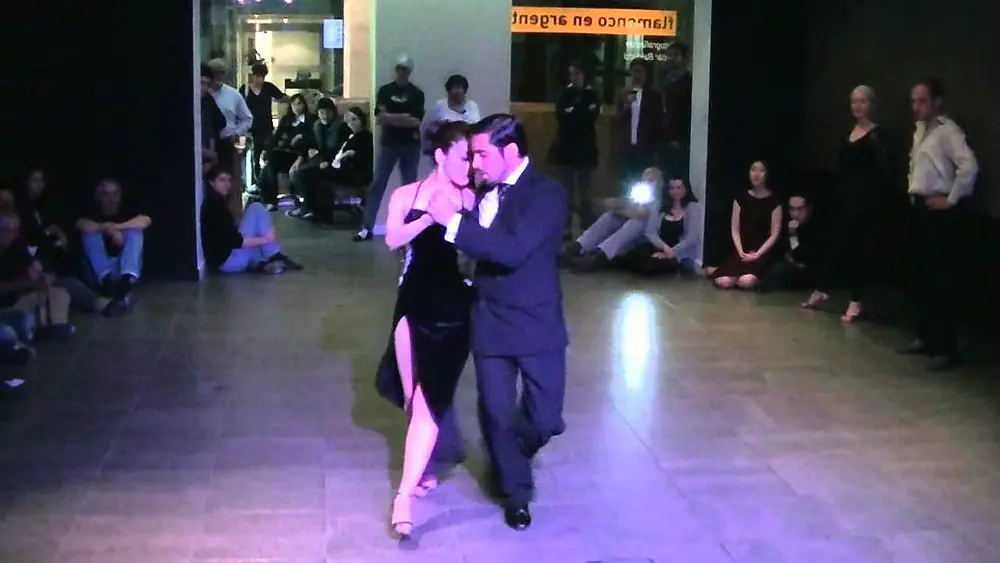 Video thumbnail for 3  Milonga del Patio presenta: Yuki Miisaki y José luis Salvo  El puntazo