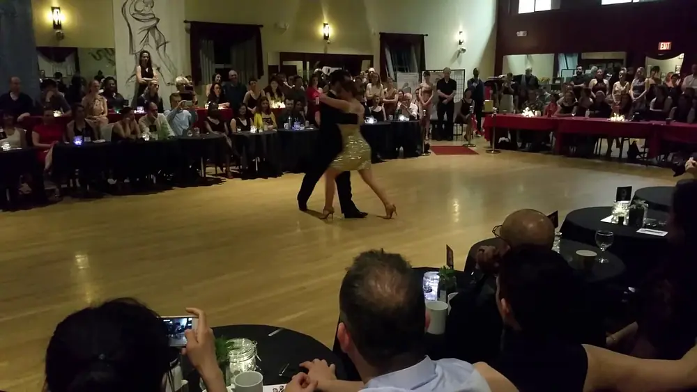 Video thumbnail for Argentine tango: Maja Petrović & Marko Miljević - Violetas
