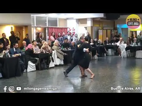 Video thumbnail for Natalia Hills y Hernan Alvarez Prieto en Milonga Gente Amiga - Milonga Gente Amiga 2022