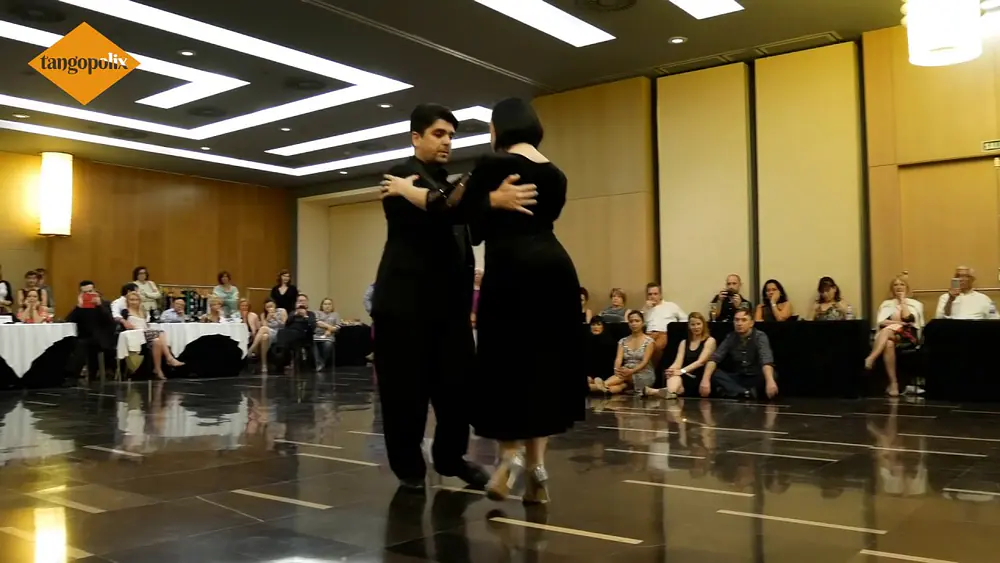 Video thumbnail for 1/5 - Fernando Sanchez & Ariadna Naveira @ Tango Zaragoza Festival