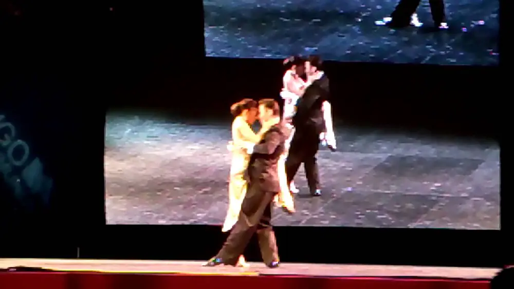 Video thumbnail for Mundial de Tango Escenario Semi Final 2013: Dmitry Vasin y  Esmer Omerova (Rusia)
