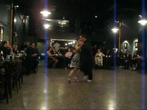 Video thumbnail for Diego Converti & Graciela Gamba - La milonga que faltaba - Edgardo Donato 04-04-2010.mpg