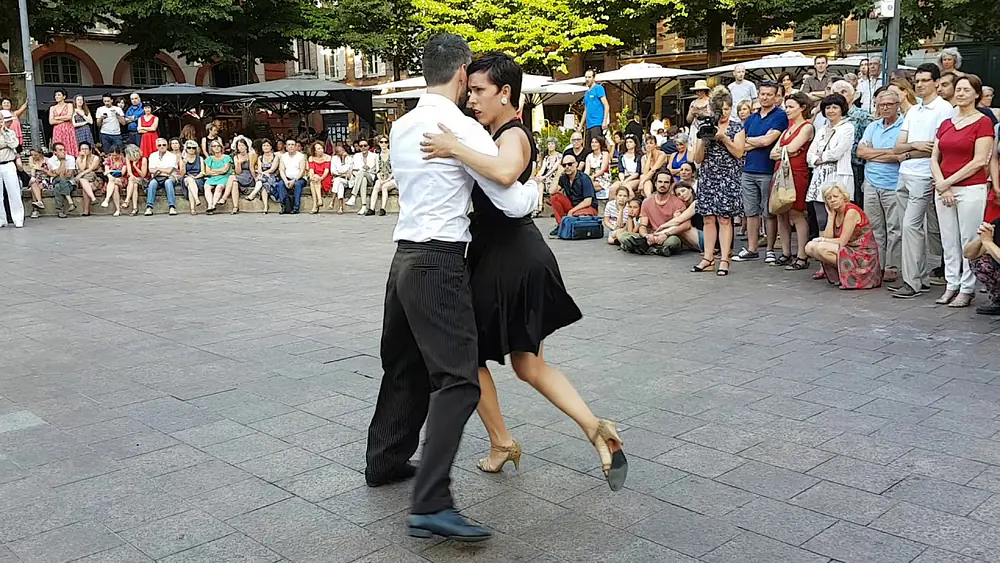 Video thumbnail for Cesar Agazzi & Uva Viginia ❤@ Tangopostale : Festival Tango Toulouse -  Pocas Palabras (Tanturi)
