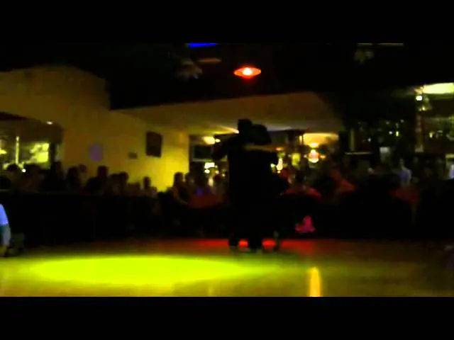 Video thumbnail for MARIO DE CAMILLIS Y BARBARA WAINNRIGHT EN LA MILONGA 10 -VALS-