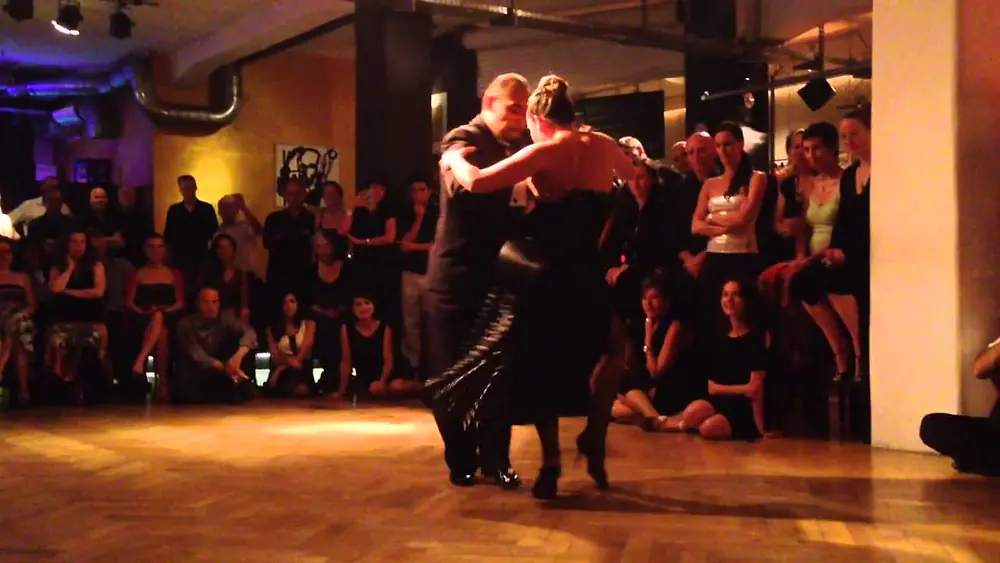 Video thumbnail for Virginia Pandolfi y Santiago Castro 2/5