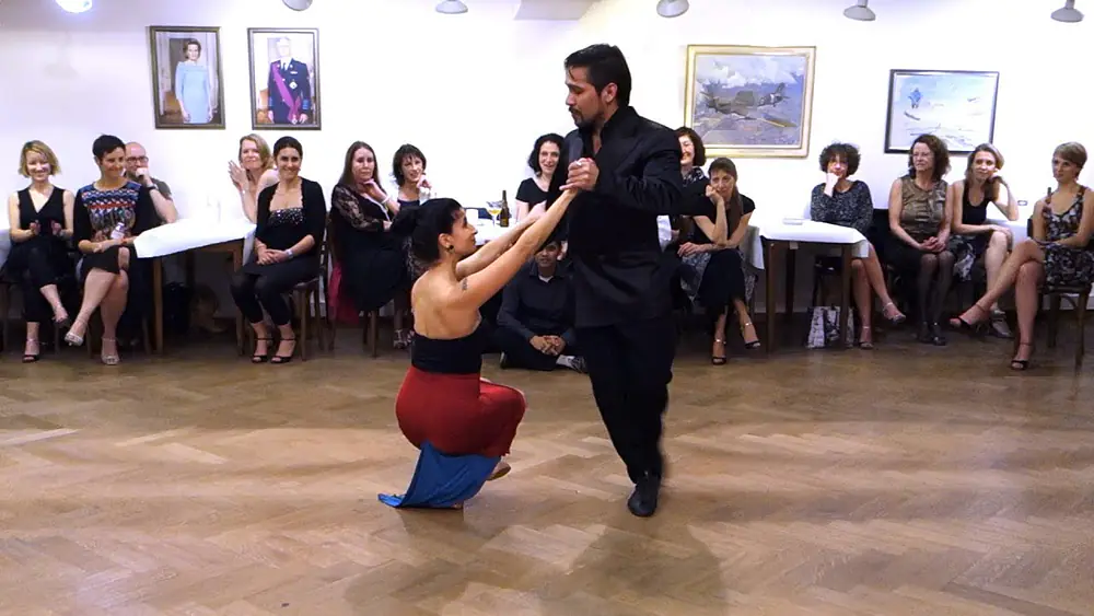 Video thumbnail for Tango: Mariela Sametband y Guillermo Barrionuevo, 11/11/2015, La Milonguita #2/5