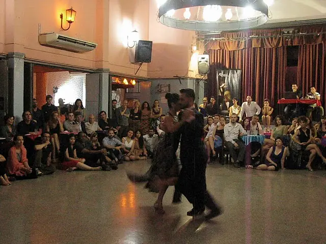 Video thumbnail for JAVIER RODRIGUEZ y MOIRA CASTELLANO en Viva La Pepa! Milonga (3/3)