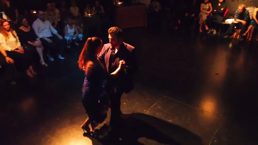 Video thumbnail for Isabel Costa & Nelson Pinto dance Orquesta Color Tango's La Malandraca @ Casita Tango