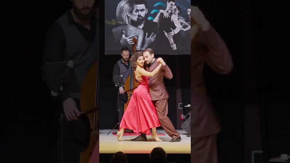 Video thumbnail for Lorena Tarantino & Gianpiero Galdi – Tango on Stage, Pure and Beautiful