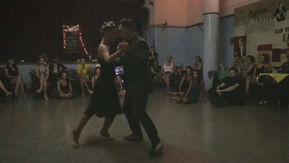 Video thumbnail for ALEJANDRO LARENAS Y MARISOL MORALES | Buenos Aires, 2020 3/4 Tango Vals