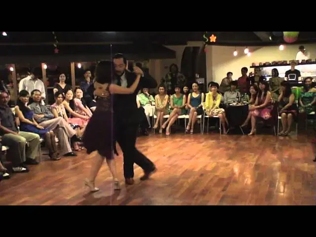 Video thumbnail for Cristian Sierra Y Amy Chen 0830201402