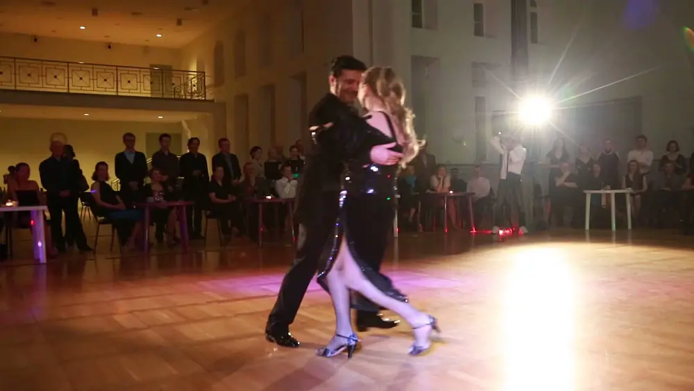 Video thumbnail for Carlos y Maria Rivarola, St.Petersburg, Tangomania