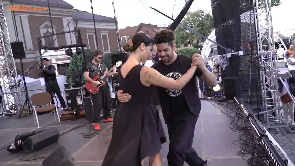 Video thumbnail for EL CACHIVACHE Rodrigo Fonti & Majo Martirena Milonga! Live in Lithuania