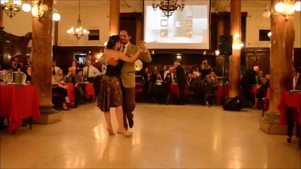 Video thumbnail for Frank Obregón y Jenny Gil bailan Pensalo Bien en el Homenaje a Alberto Podestá