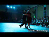 su mamá LILI