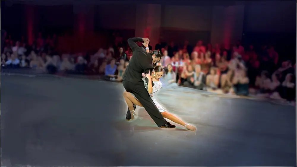 Video thumbnail for Julian Sanchez & Bruna Estellita NEGRACHA Tango Bardo