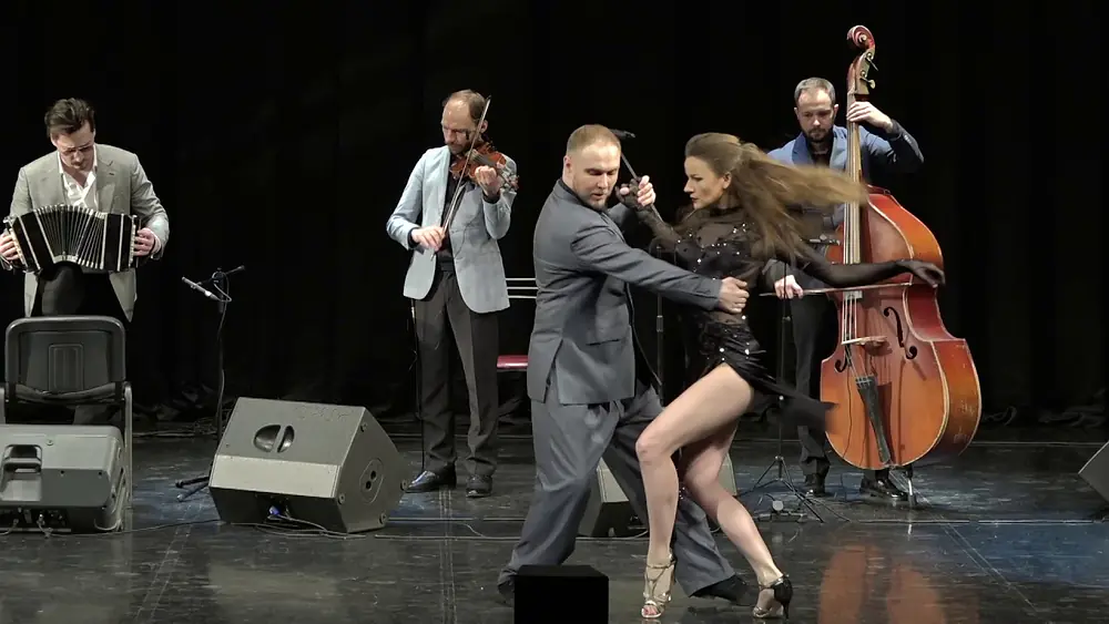 Video thumbnail for Solo Tango orquesta - Patético / Stanislav Fursov & Ekaterina Simonova