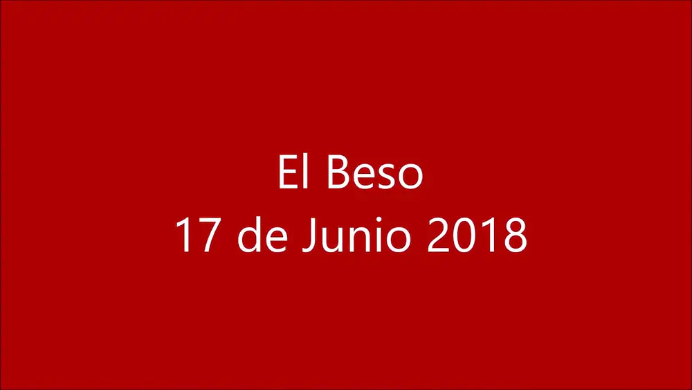 Video thumbnail for Juan Amaya y Valentina Garnier en milonga El Beso 1/4