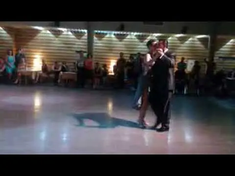 Video thumbnail for Diego Escobar y Angi Staudinger - Milonga Me Gusta - Moscu - EL PUNTAZO