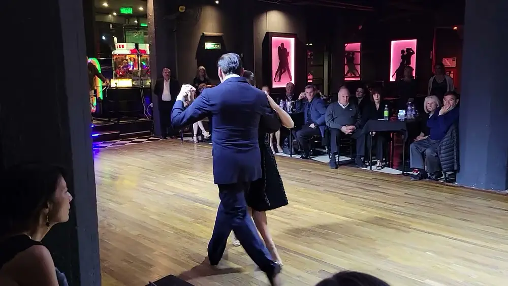 Video thumbnail for Julieta Cappiello & Alvaro Salas en Milonga Malena "COMO NINGUNA" (3/4)