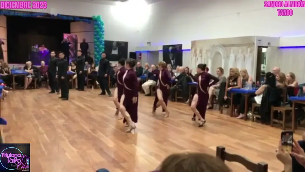 Video thumbnail for BAILAN Equipo TANGUERO de LA FRIULANA y Alumnos de FORMACIÓN en TANGO del INSTITUTO BETSABET FLORES