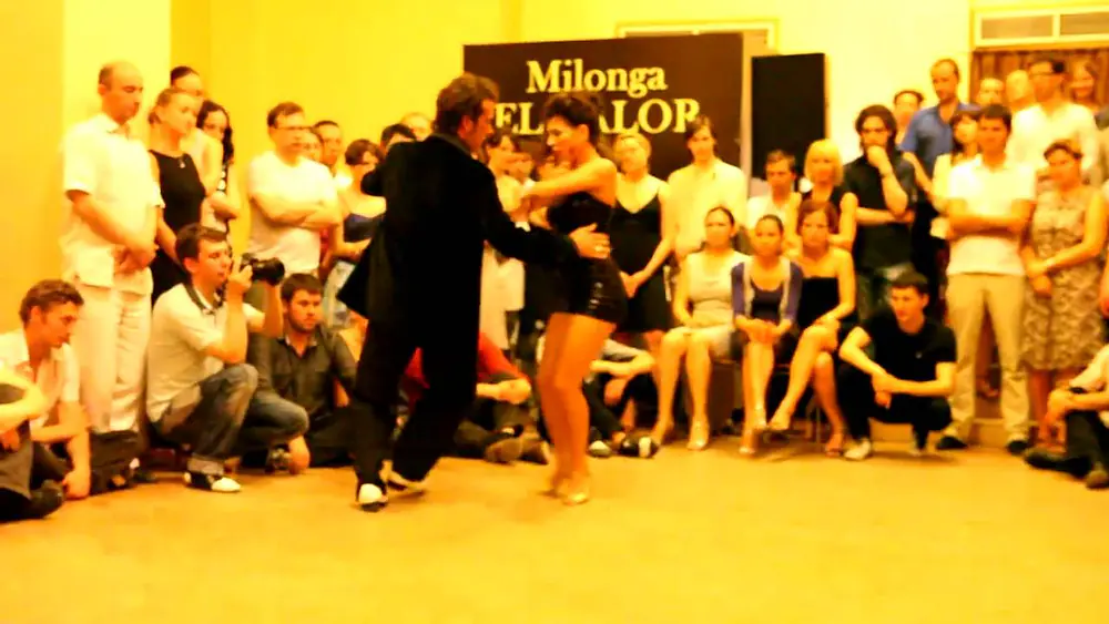 Video thumbnail for Pablo Inza y Yamila Ivonne performing 4/4