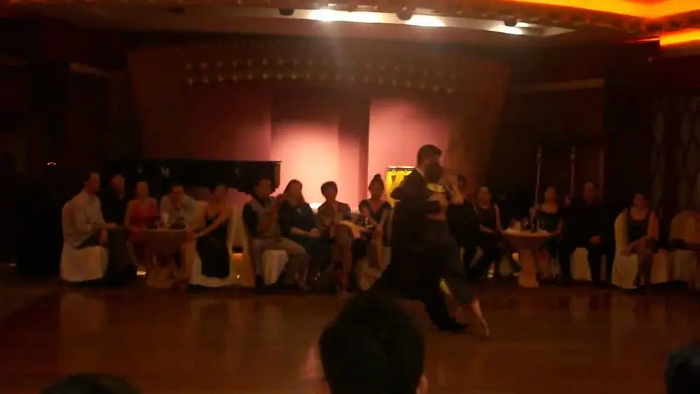 Video thumbnail for Hiroshi y Kyoko Yamao - Tormenta by Di Sarli - Grand Milonga @ RTC