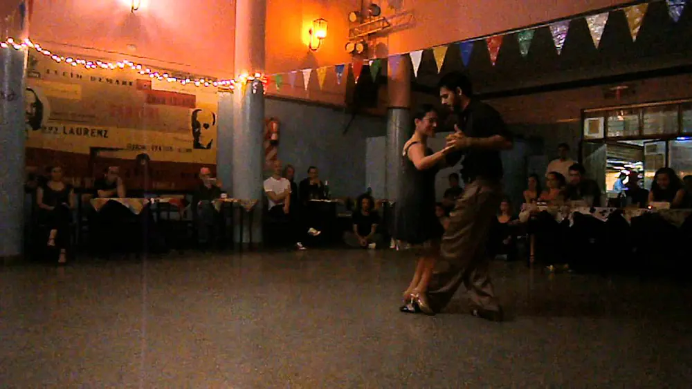 Video thumbnail for Dana Frigoli y Adrian Ferreyra en El Motivo Tango, 18/8/14