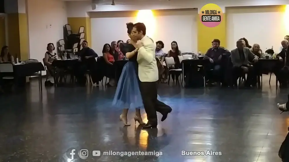 Video thumbnail for Martin Mateu y Maria Ybarra  - Milonga Gente Amiga - 09/JUN/2024 (1/3)