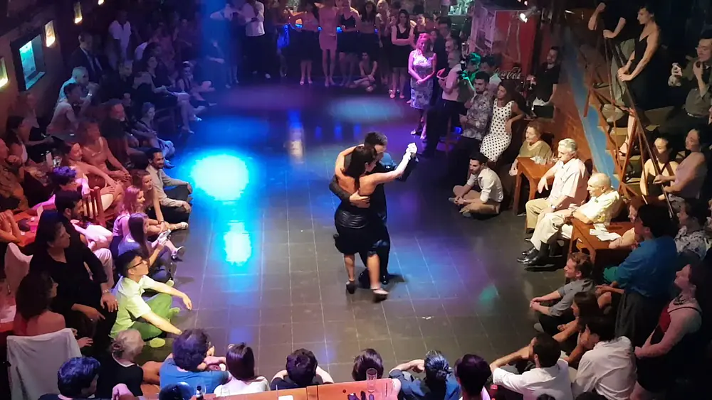 Video thumbnail for Clarisa Aragon & Jonathan Saavedra - Milonga a la Parrilla Buenos Aires 2018 4/4