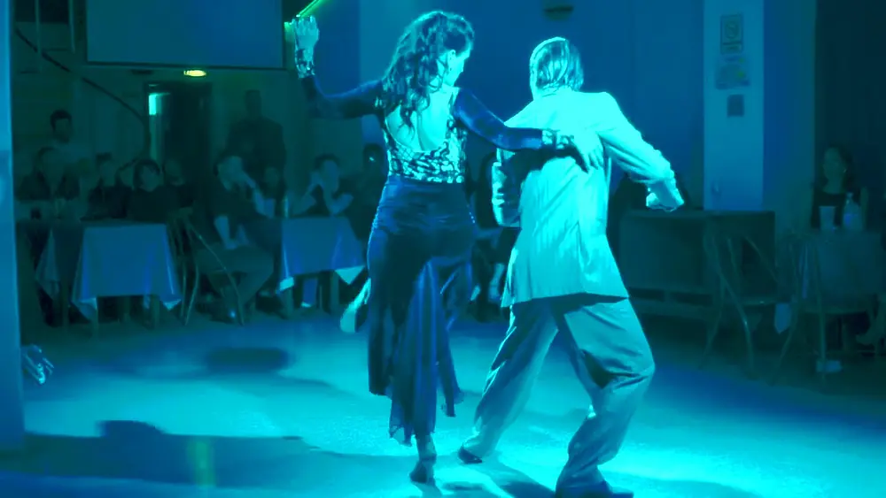 Video thumbnail for Lucila Segura y Lautaro Cancela en Juernes Milonga (1/2)
