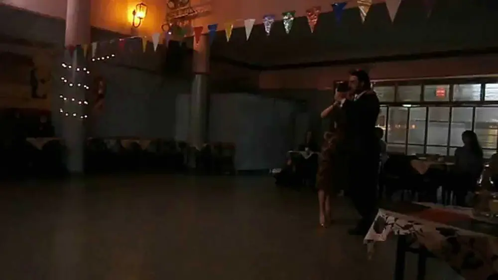 Video thumbnail for Florencia Borgnia y Marcos Dario Pereira en El Motivo Tango, 30/6/14