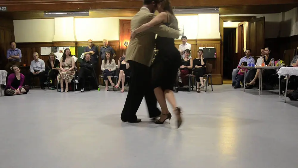 Video thumbnail for Damian Thompson and Oliwia Otto, Tango in Scotland