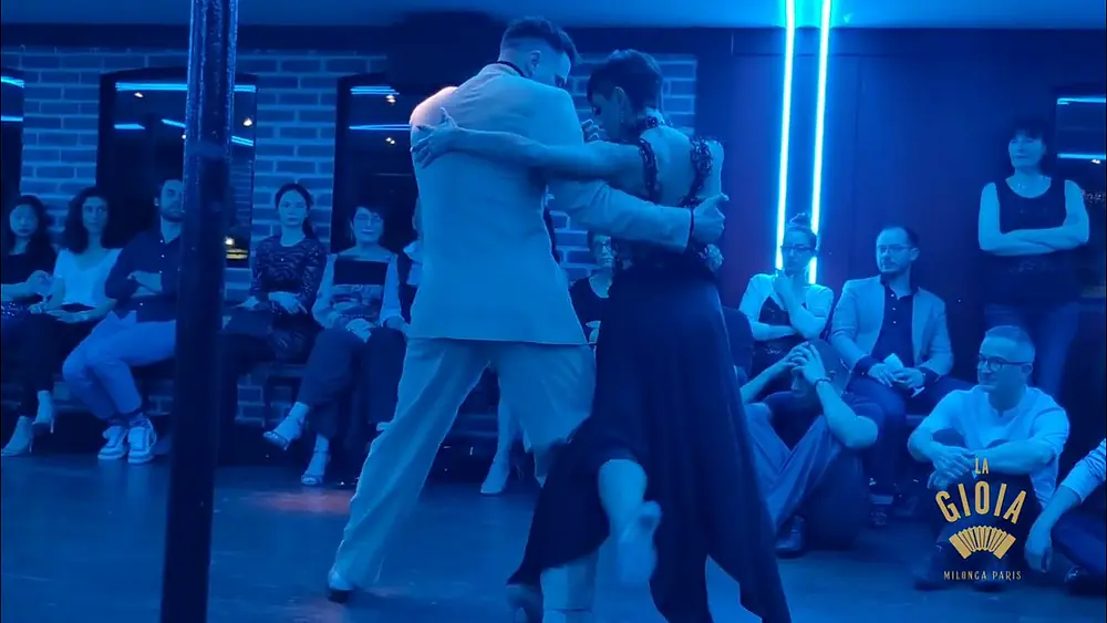 Video thumbnail for Mauro Caiazza & Sabrina Amuchástegui (1/3)