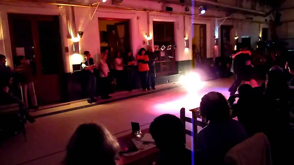 Video thumbnail for Josefina Stellato y Facundo Peñalva, Milonga de Artigas