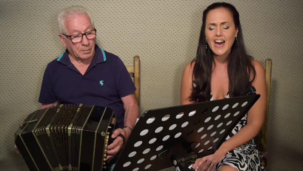 Video thumbnail for Tango female singer! VIDA MIA Georgina Vargas & Carlos Costa