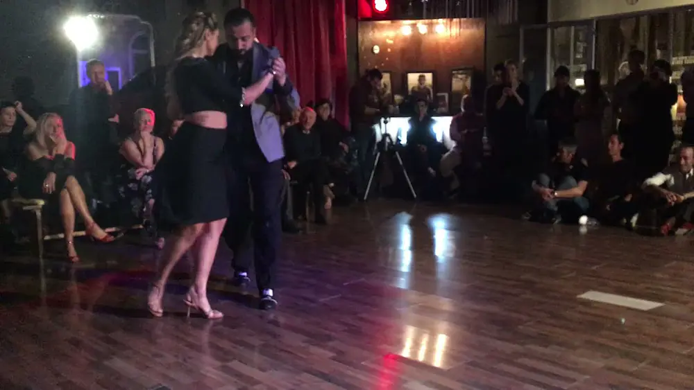 Video thumbnail for Rino Fraina y Graziella Pulvirenti - Masters of Tango - Winter Tango Catania 2019