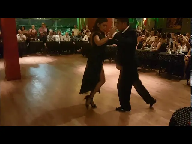 Video thumbnail for Jorge Lopez y María Ines Bogado /  Milonga de los Domingos / 11-02-2018 / 3 de 4