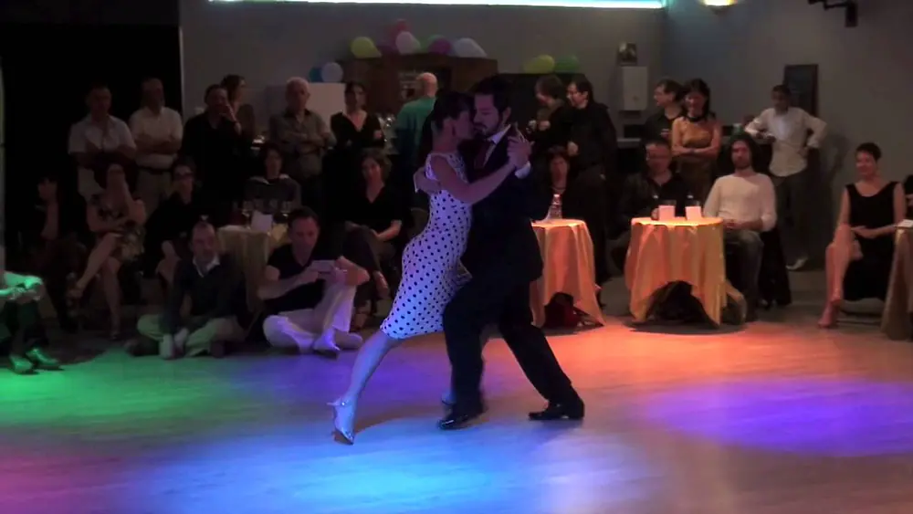 Video thumbnail for ★ Haris Mihail & Malika Pitou Nicolier - Tango - 1/4 Rondando tu esquina - LA PITUCA Montpellier ★