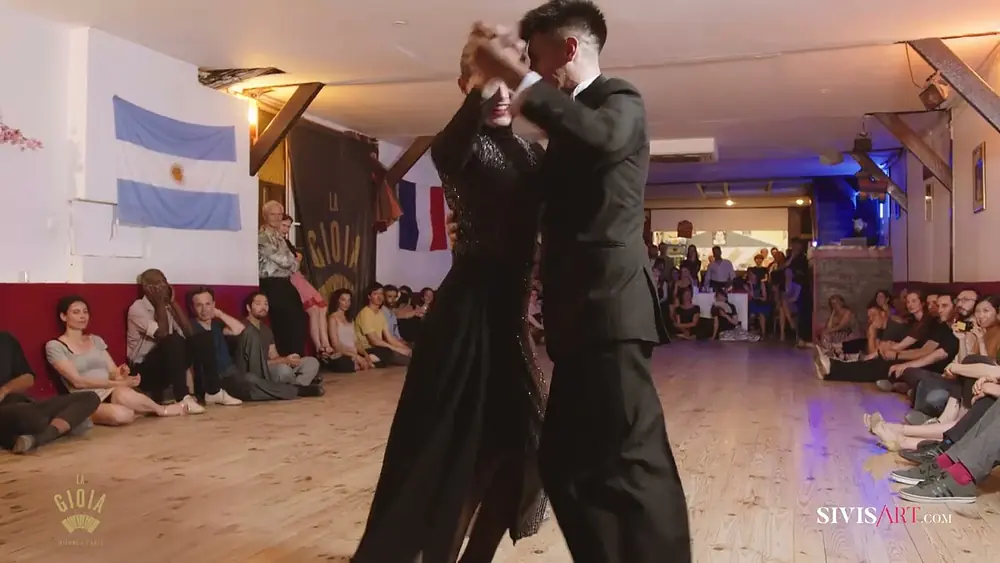 Video thumbnail for Valentina Massari et Krishna Olmedo (2/3) @ Milonga LA GIOIA